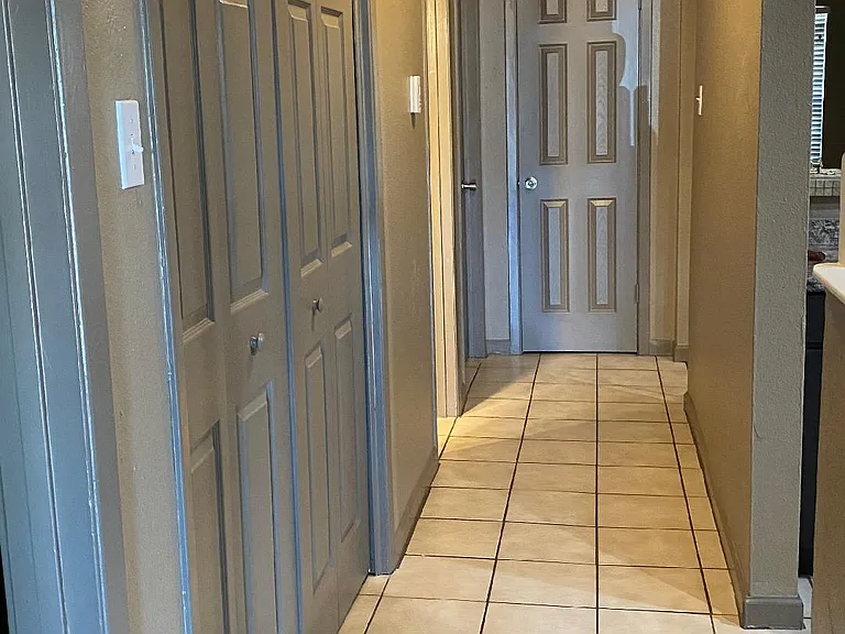 1216 Elm Ct — Photo 9