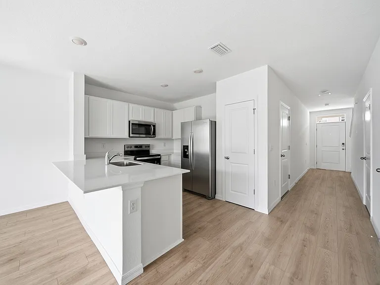 32526 Midsummer Night Ln — Photo 4