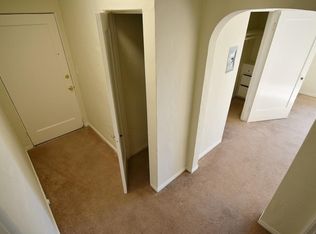 715 40th St APT 9, Oakland, CA 94609
