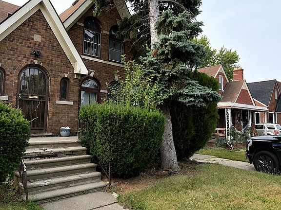 2nd image of 11478 Kenmoor St