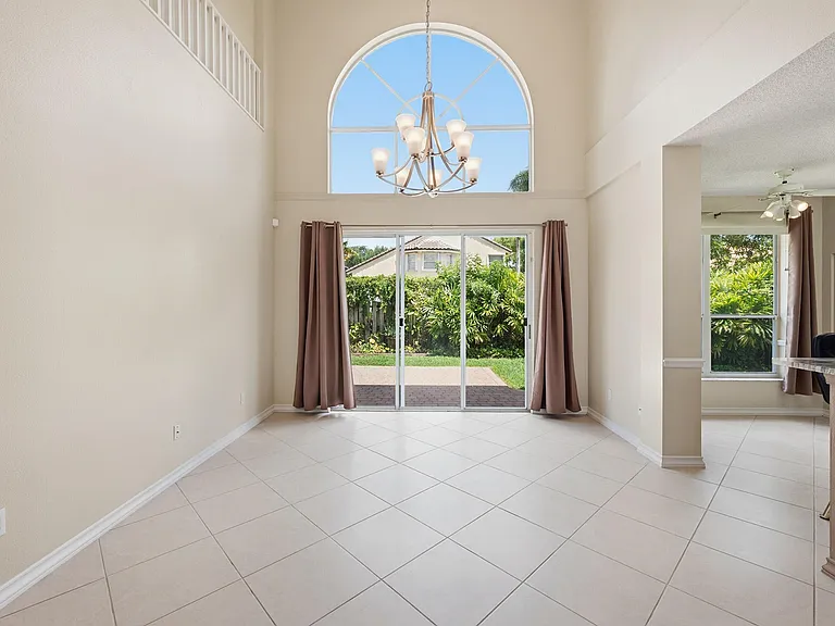 18474 Old Princeton Ln — Photo 12