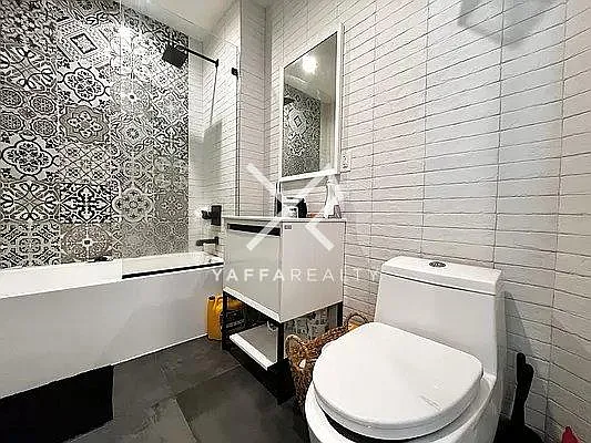 Rented by Yaffa Realty LLC | media 48