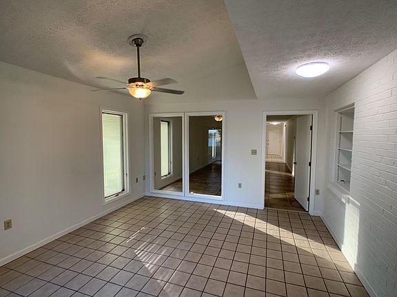 Dining room or sun room