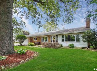 300 Madison St, Varna, IL 61375