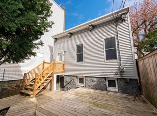 110 Charles St #3, Jersey City, NJ 07307
