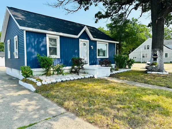 2174 S Getty St, Muskegon, MI 49444