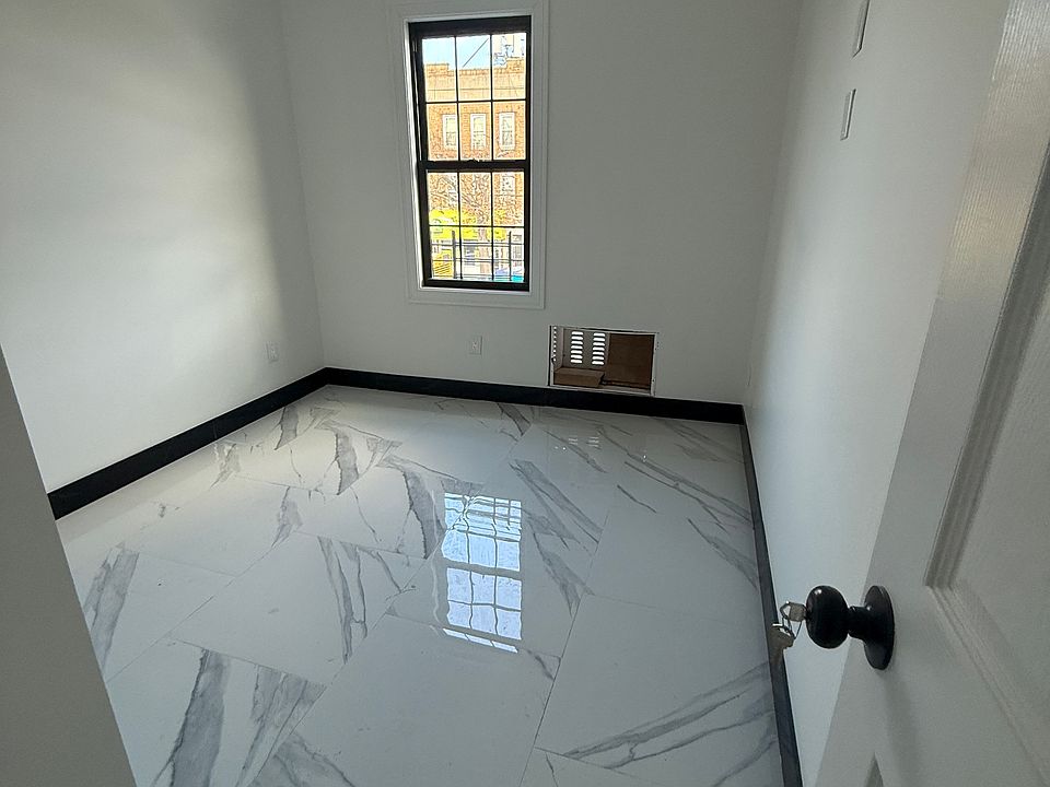 2nd image of 218-78 Hempstead Ave Floor 2