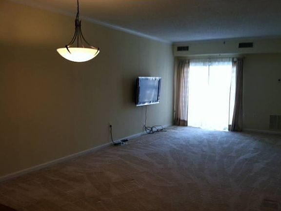 Dining/ Living room
