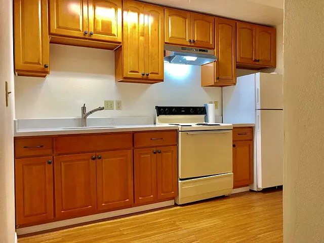 4226 7th Ave NE #1 — Photo 2
