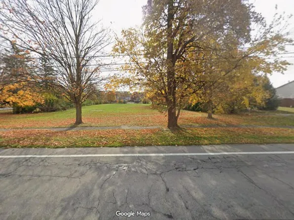 44805 Joy Rd, Canton, MI 48187