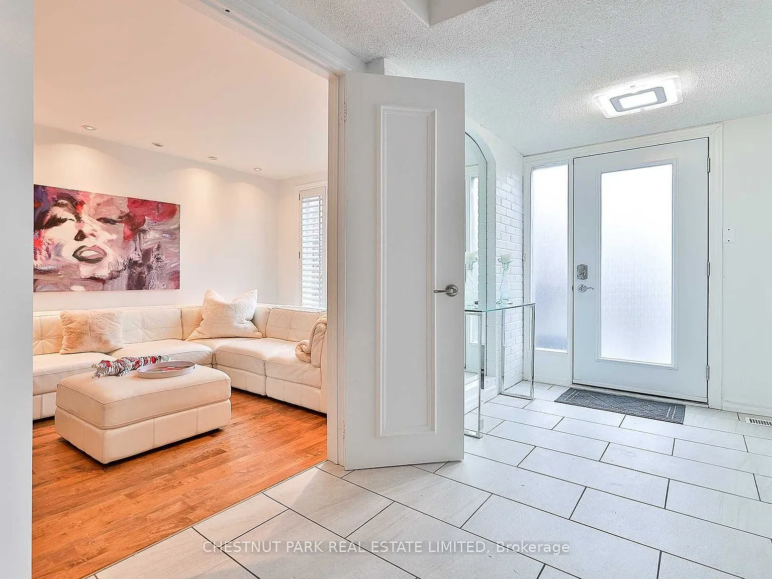 4 bed, $7,900 — Photo 3