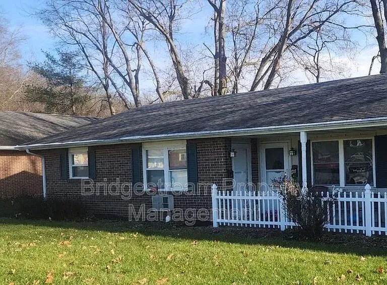 48 Candlewood Ct — Photo 1