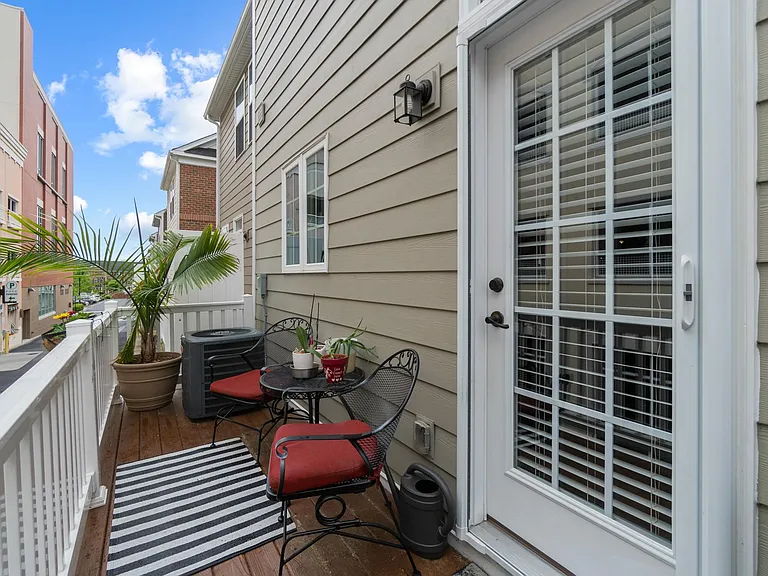 2216 Liesfeld Pkwy — Photo 13