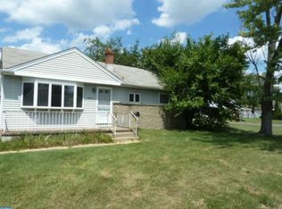 235 New St E, Glassboro, NJ 08028