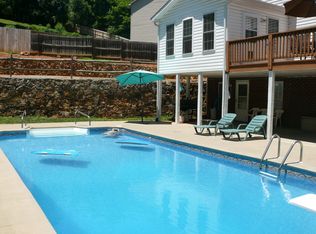 634 Crystal Anne Ln, Roanoke, VA 24019