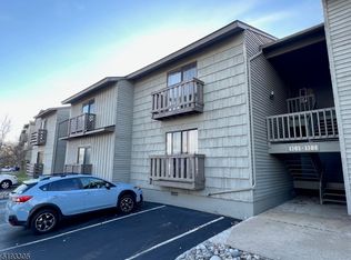 1308 Spruce Hills Dr #1308, Glen Gardner, NJ 08826