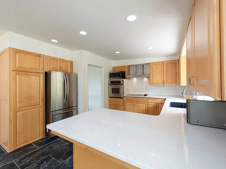 4553 S Brockbank Dr — Photo 7