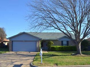 4600 Yellowleaf Dr, Fort Worth, TX 76133