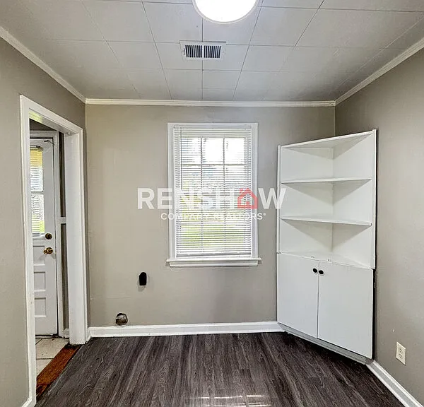 1065 Larry Ln — Photo 7