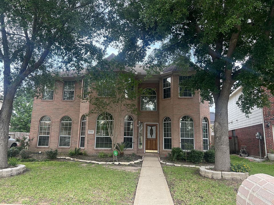 1st image of 20018 Cypresswood Lake Dr