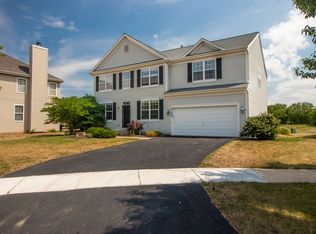 2122 Emma Ct, Montgomery, IL 60538