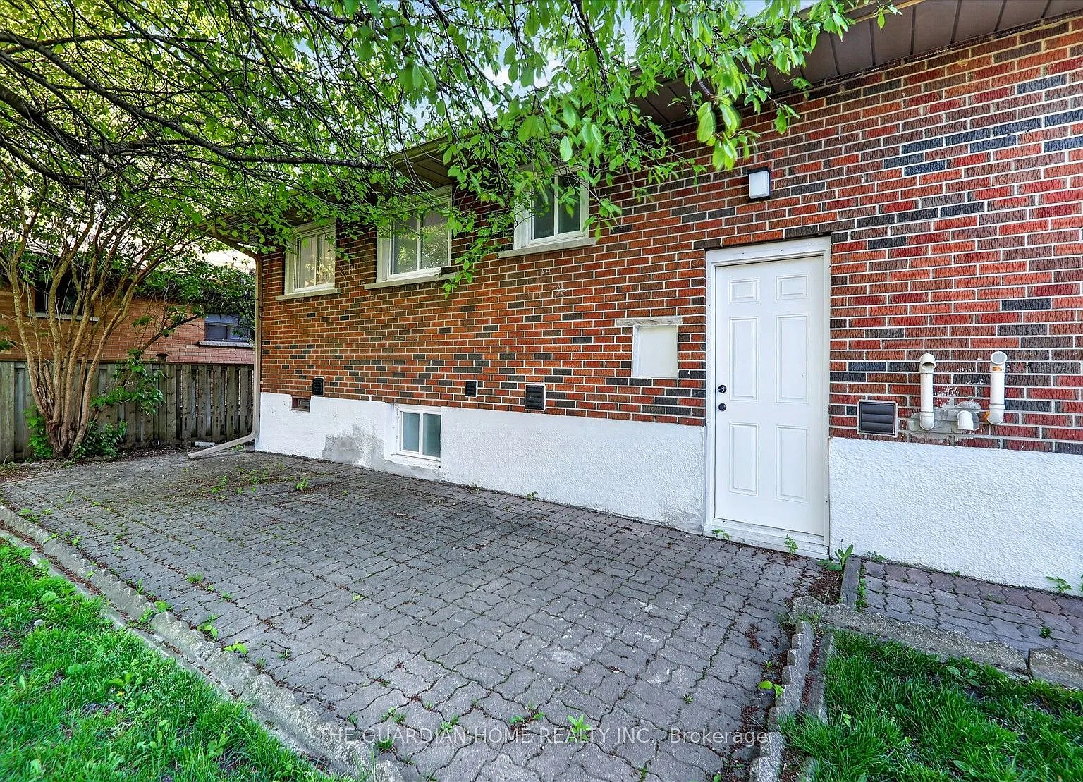 3 bed, $2,150 — Photo 4