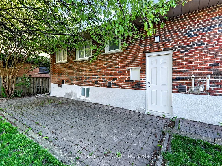 75 Durham St #BASEMENT — Photo 4