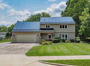 9612 Moeller Rd, New Haven, IN 46774
