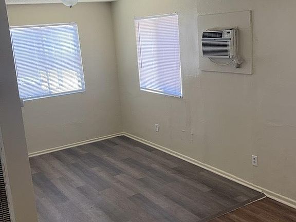 4th image of 434 S Buena Vista St #2