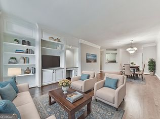 3334 Peachtree Rd NE APT 614, Atlanta, GA