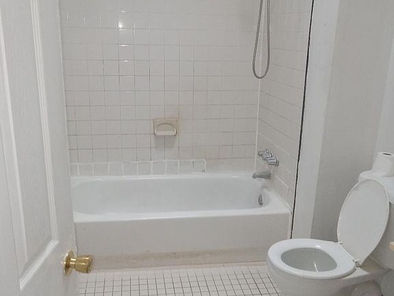 2nd image of 245 E Rockland St