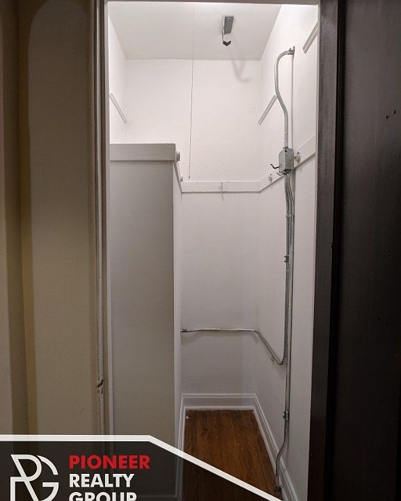 1st image of 4407 N Wolcott Ave #4409B3