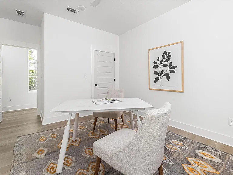 511 N C St — Photo 14