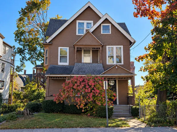 33 Mitchell Avenue, Waterbury, CT 06710