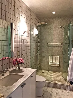 Rented by REGII | media 15