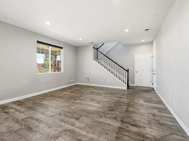 4988 S Wenatchee Cir — Photo 11
