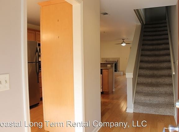 4th image of 50 Yacht Cove Dr