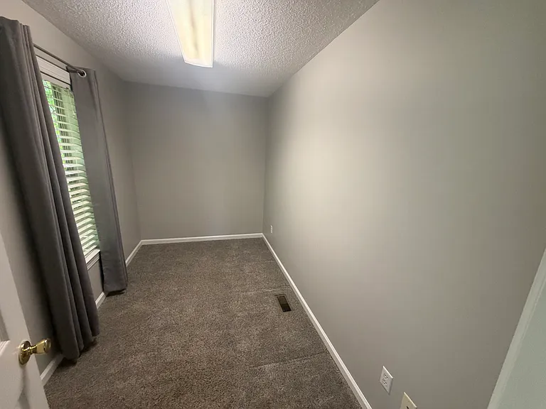 9463 Pasture Dr — Photo 10