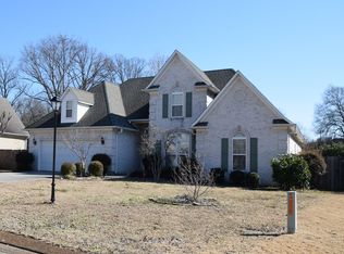 14 Cross Brook Cv, Jackson, TN 38305