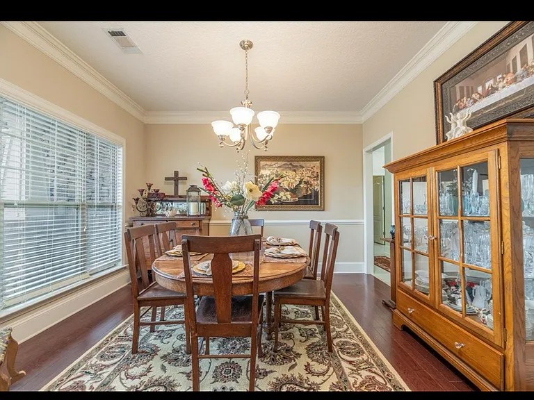 9461 Forest Crown Dr — Photo 23