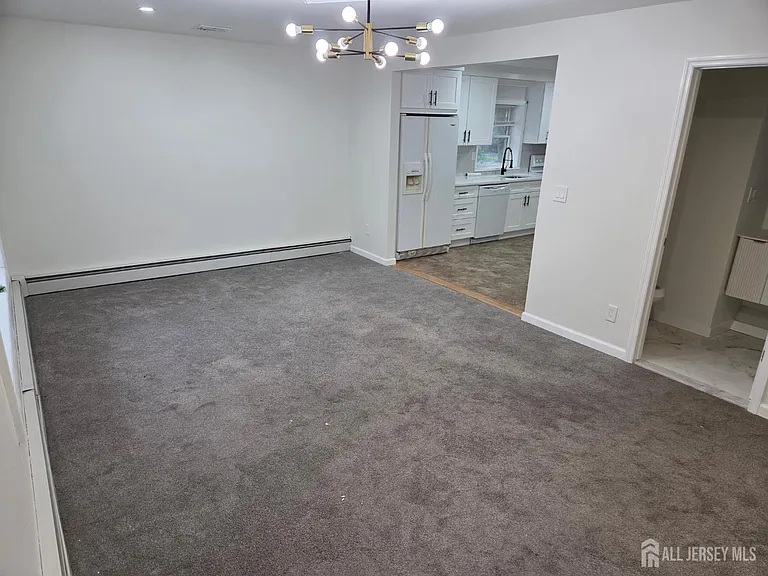 301 Matchaponix Rd — Photo 3