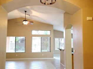 290 W Cardinal Way, Chandler, AZ 85286