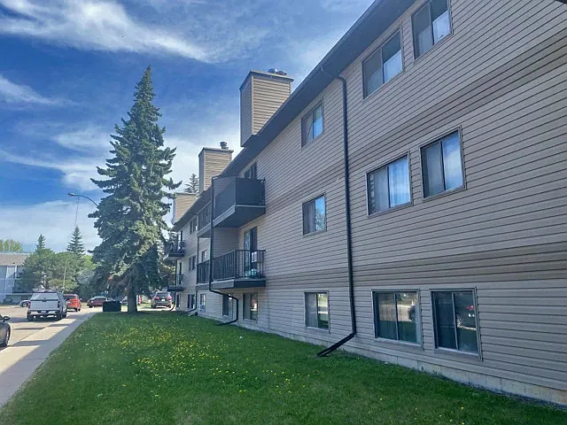 270 Pinehouse Dr