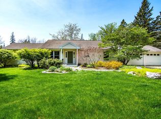 100 Harriman Point Rd, Brooklin, ME 04616