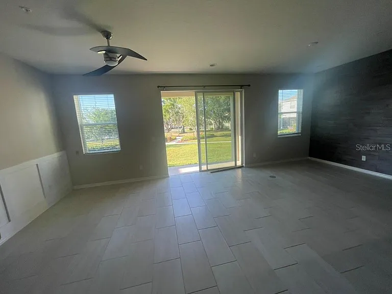 15221 Sunrise Grove Ct — Photo 2