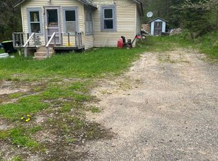 515 Hunter St, Iron River, MI 49935