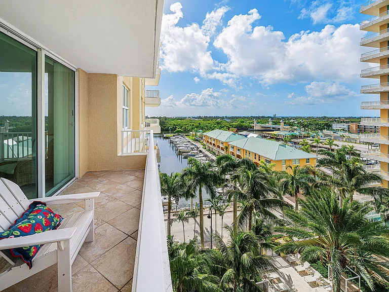700 E Boynton Beach Blvd #803 — Photo 77