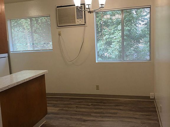 5th image of 626 W 1st Ave #11856418