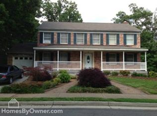119 Applegate Dr, Sterling, VA 20164