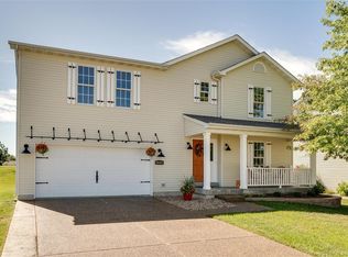 1447 Devonshire County Dr, Wentzville, MO 63385